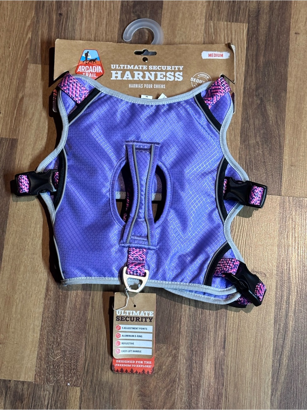 Medium Dog Harness Ultimate Security Arcadia Trail Reflective NWT